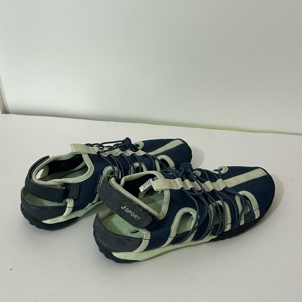 JSport Womens Blue And Pale Green
Water Shoes Size 7M